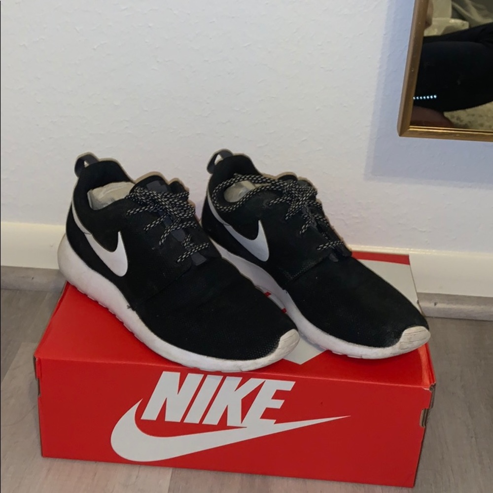 Women’s Nike Roshe One